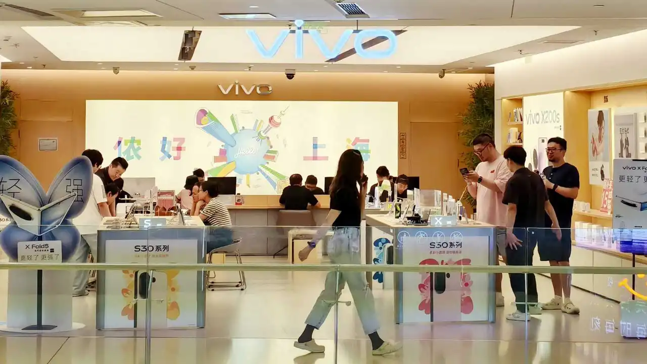 ارتفاع تكاليف الرقائق يؤثر على طلب الهواتف الذكية في 2024